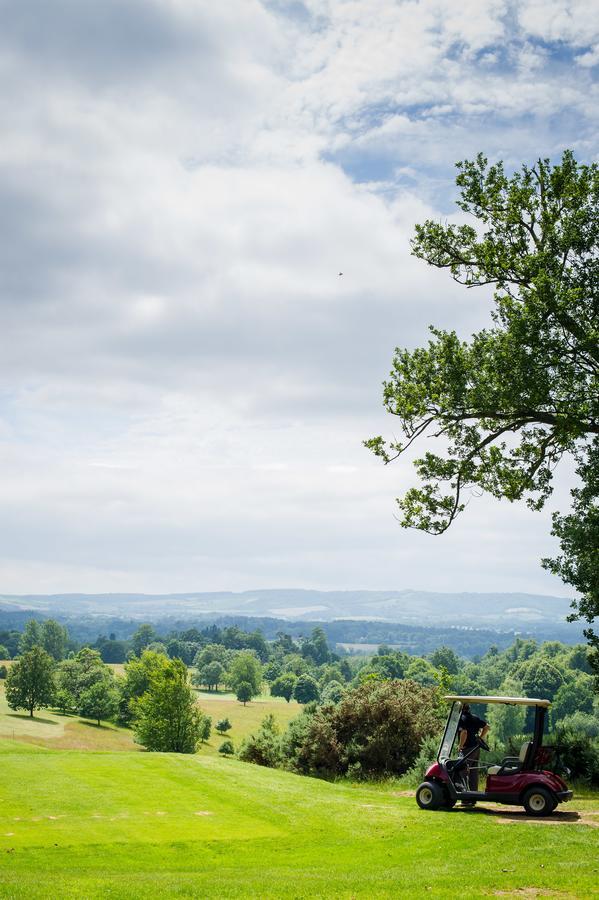 Cowdray Lodge Midhurst Extérieur photo